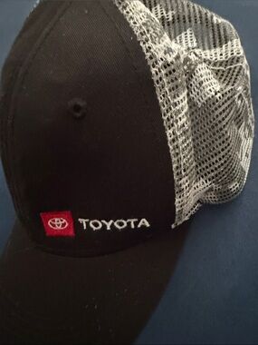 Toyota Camo Mesh Logo Cap